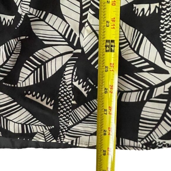 London Times Fit & Flair Black Floral Halter Dress Size 6 - Picture 10 of 10